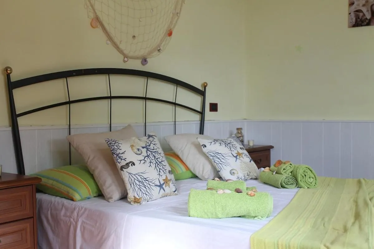 Maison Deriu - Close To The Beach Sleeps 4 P3289 特雷斯努拉吉斯 意大利