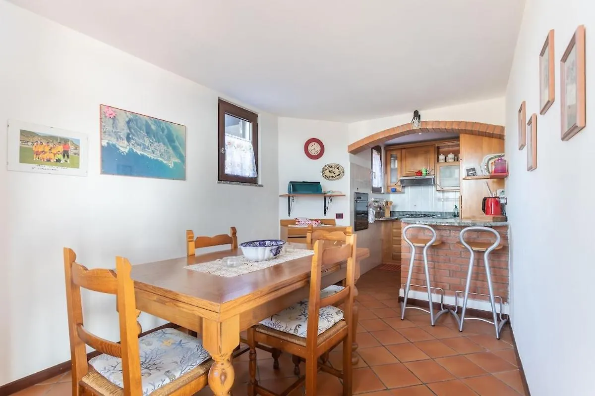 Maison Deriu - Close To The Beach Sleeps 4 P3289 Tresnuraghes 0*,  Italia